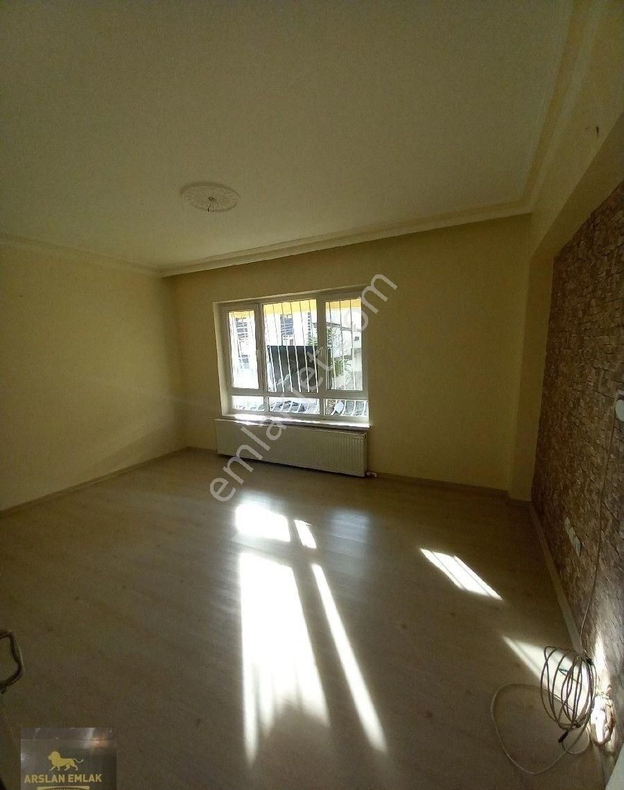 Sanatoryum Caddesinde Kombili Masrafsız 2+1 Kiralık Daire - Görsel 3