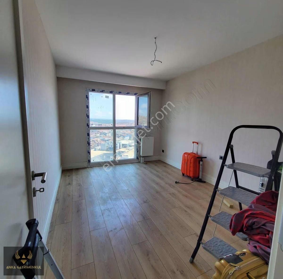 2 + 1 Satılık Daire Kiracı Siz Açık Manzaralı - Görsel 14