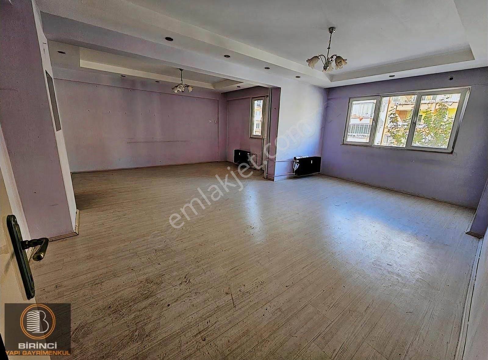 1.yapı'dan İnönü Caddesinde Asansörlü Arakat Mega Daire