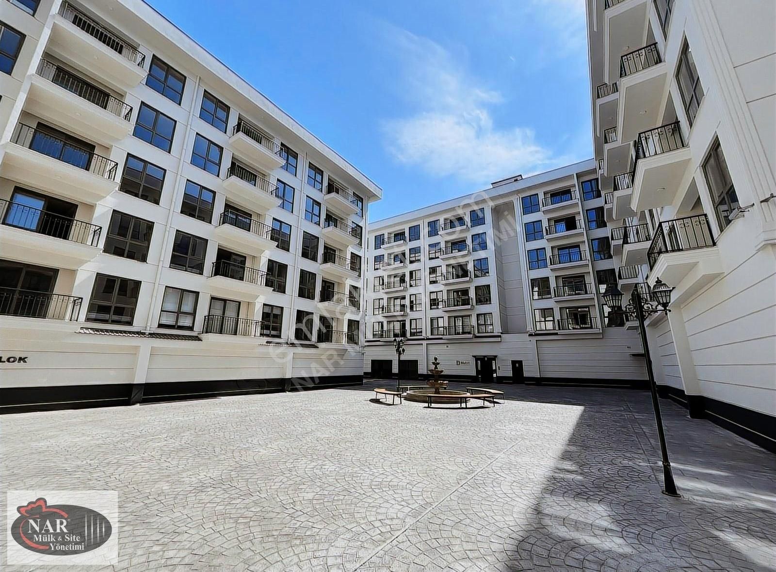 Nar Yönetim'den 7/24 Güvenlikli Havuzlu 2+1 Eşyalı Kiralık Daire