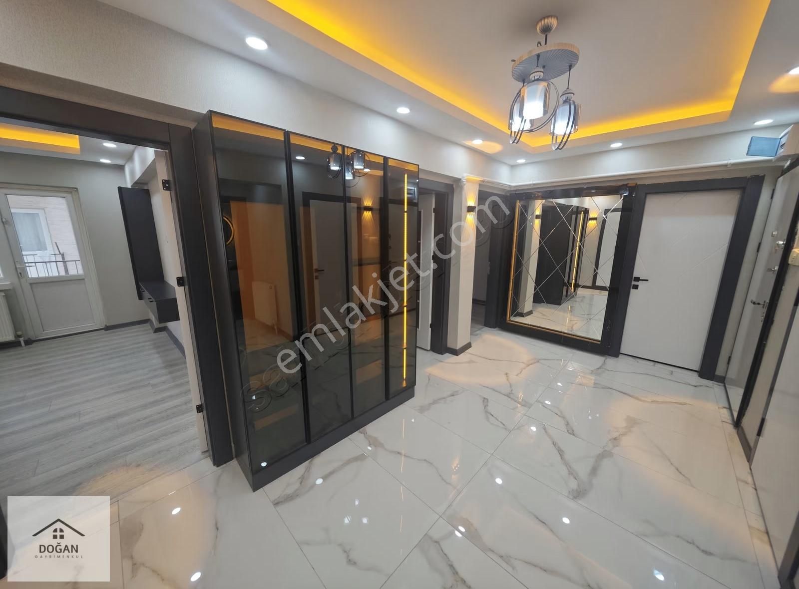 Sincan Plevne'de Ara Katta Çok Geniş Satılık 3+1 Ultra Lüx Daire