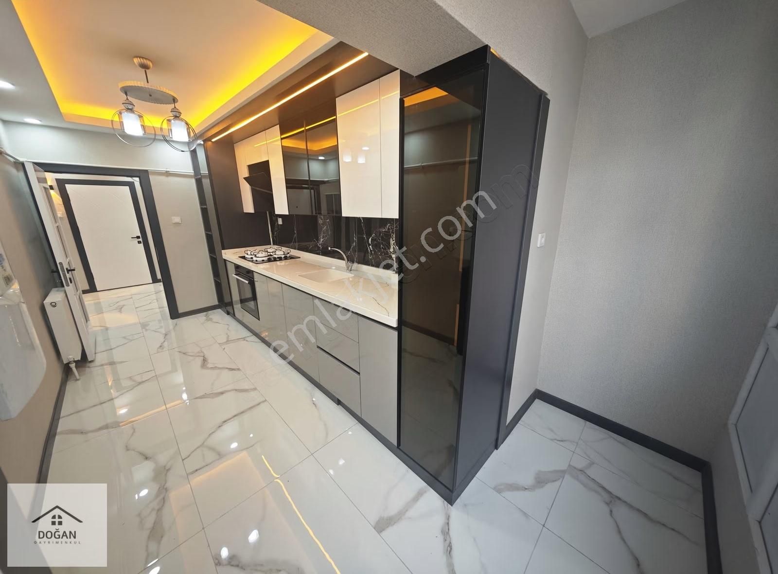 Sincan Plevne'de Ara Katta Çok Geniş Satılık 3+1 Ultra Lüx Daire - Görsel 18