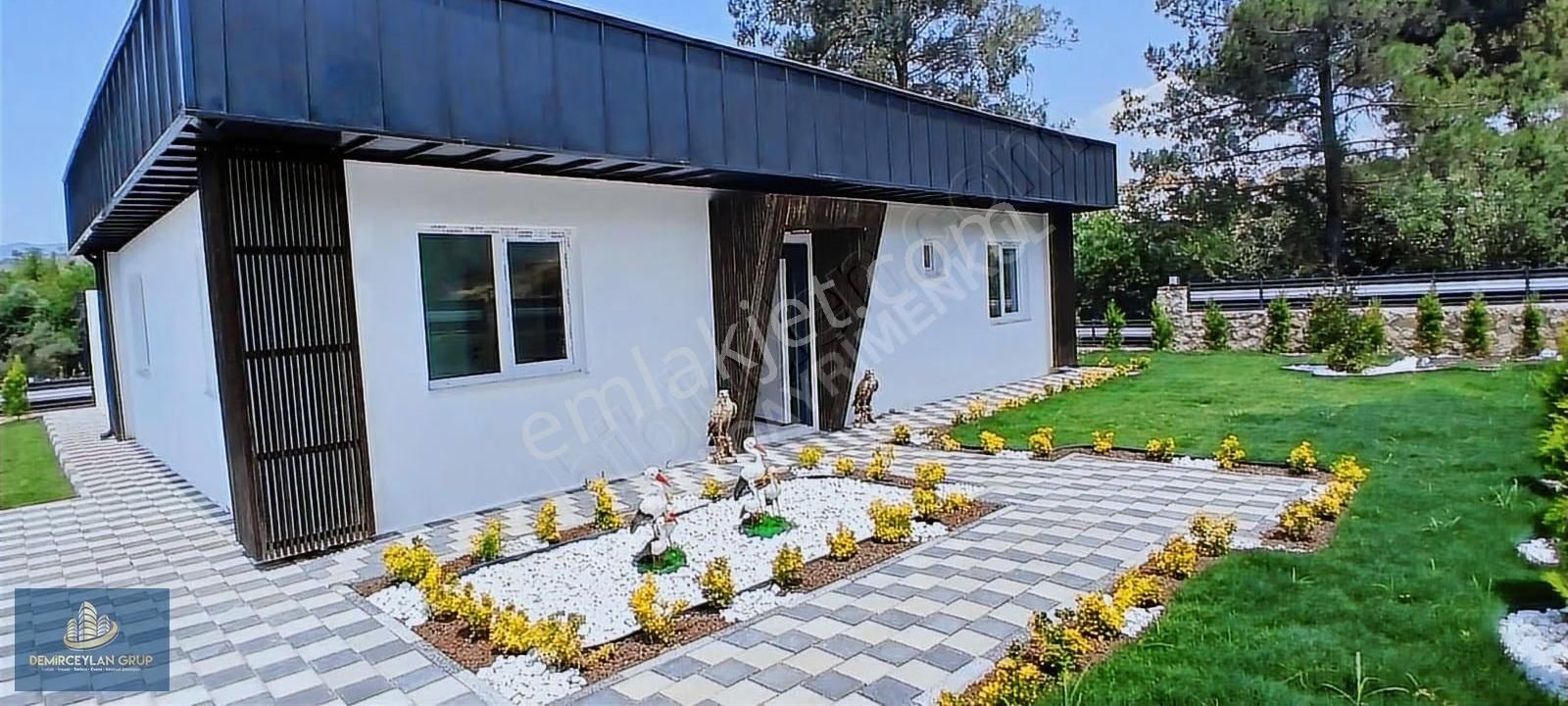 Seydikemer Millet Parkı Yanı Müstakil Villa Fırsatı! 3+1