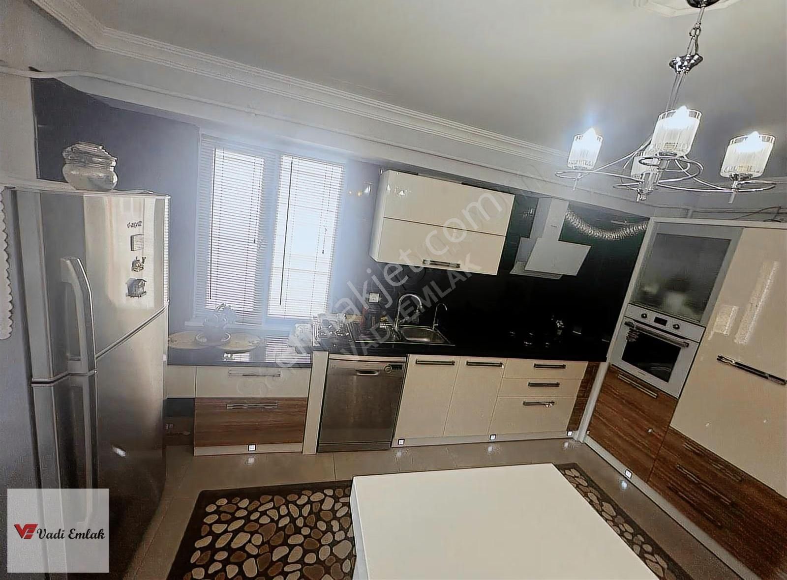 Vadi Emlaktan Yeni Yurt Mahallesinde Satılık 3+1 Daire - Görsel 4