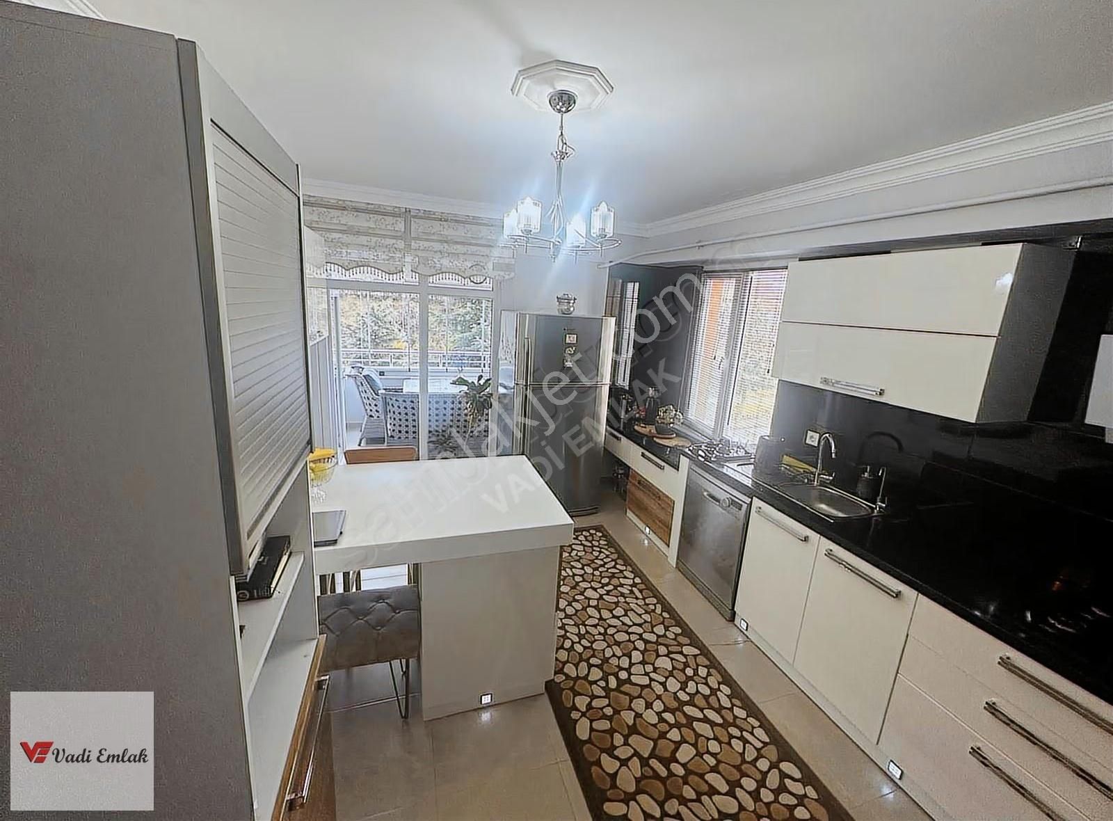 Vadi Emlaktan Yeni Yurt Mahallesinde Satılık 3+1 Daire - Görsel 18