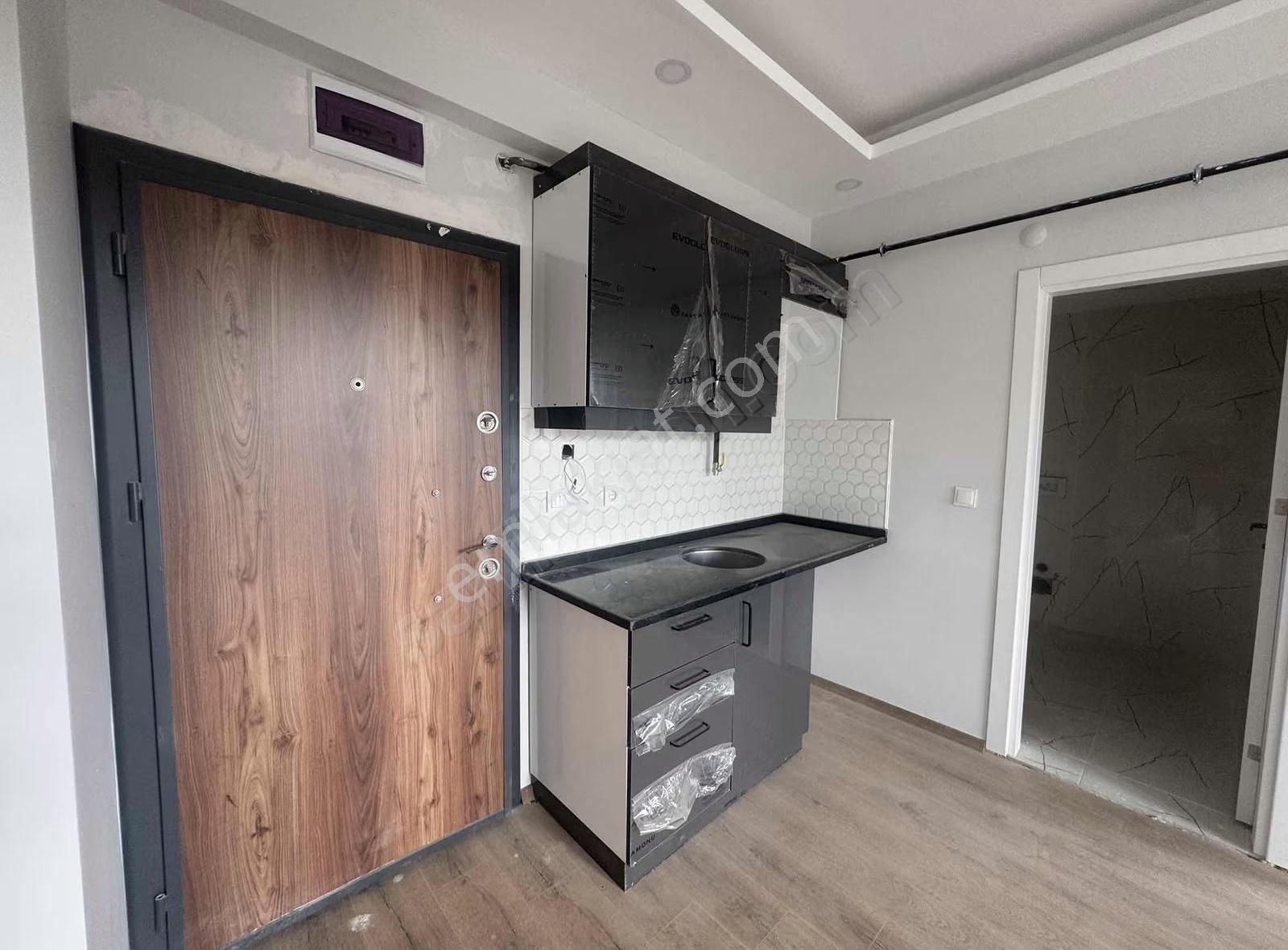 Tema Emlaktan Barbaros Mah Deniz Manzaralı Satılık 1+1 Daire - Görsel 11