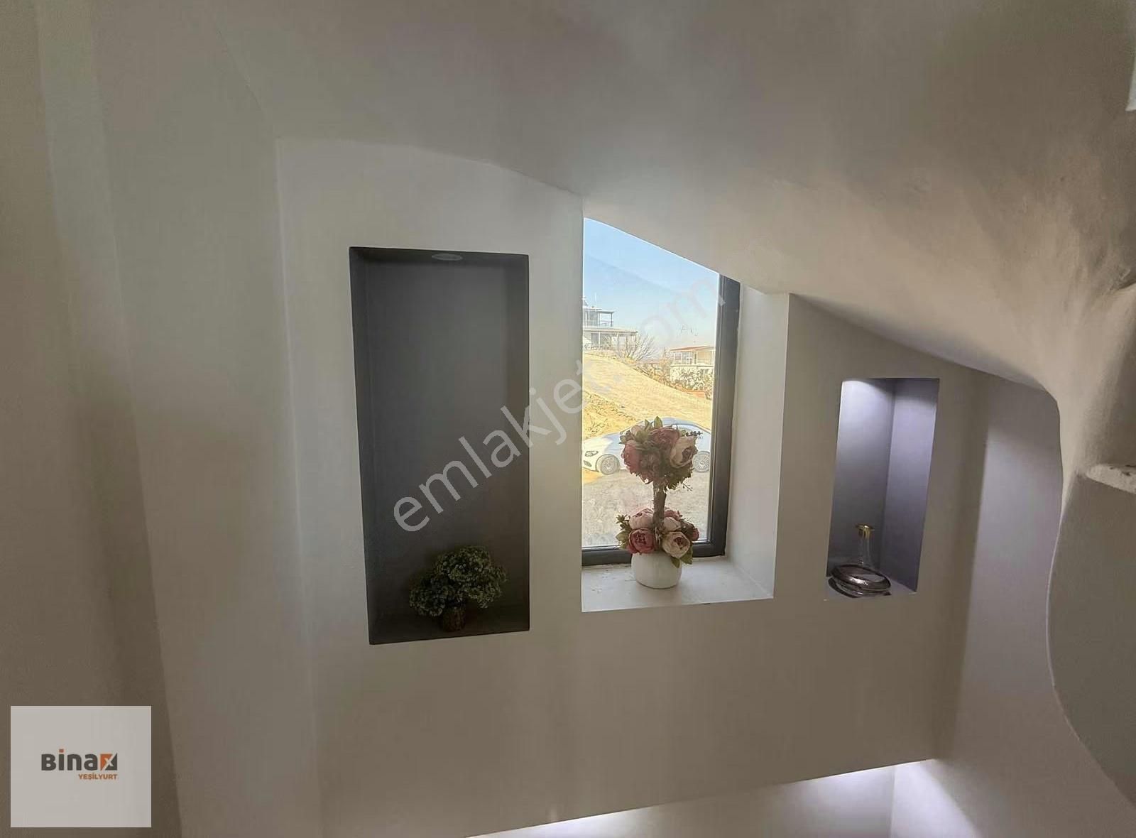 Doğanbey'de Deniz Manzaralı Havuzlu Villa - Görsel 6