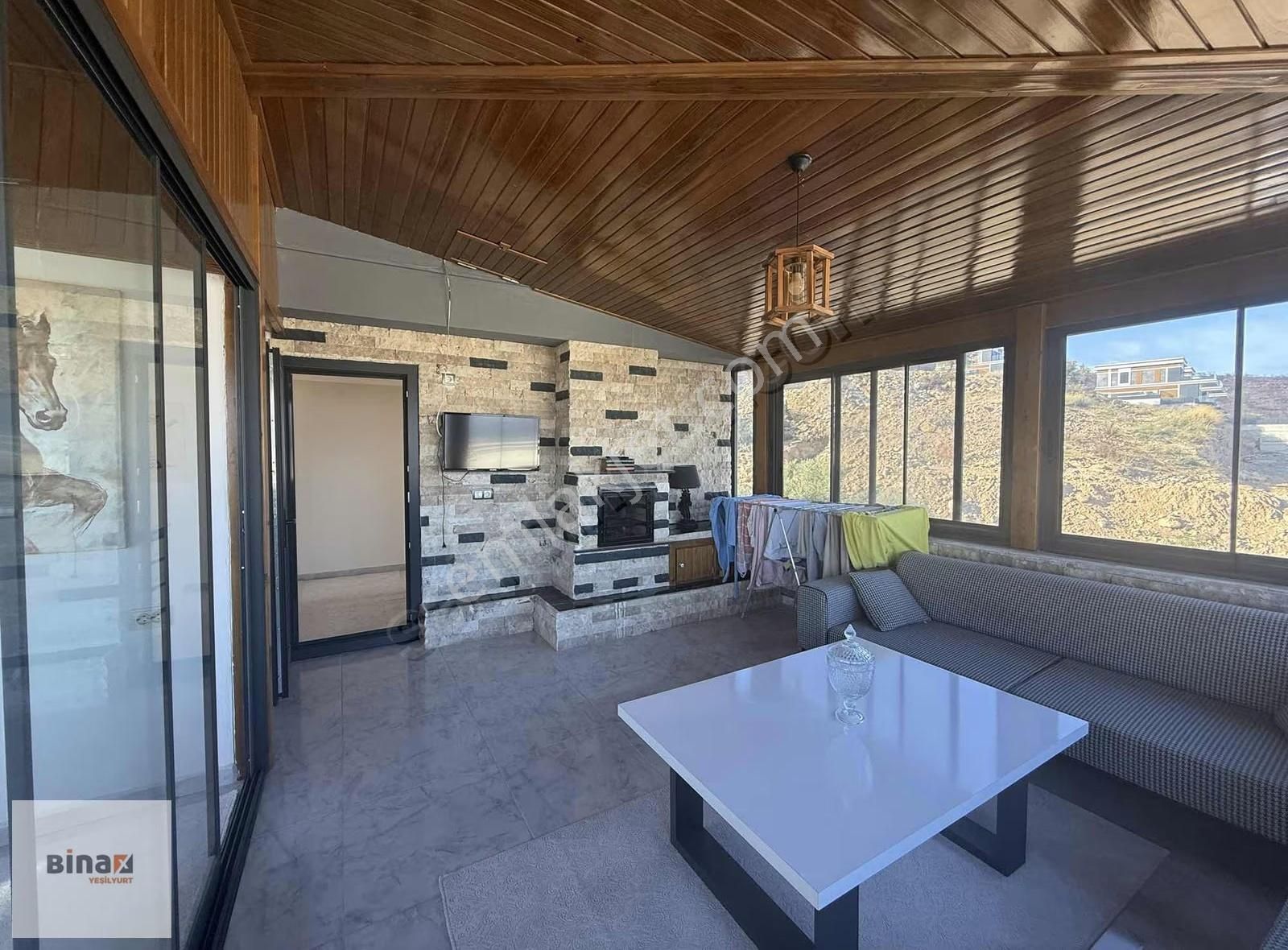 Doğanbey'de Deniz Manzaralı Havuzlu Villa - Görsel 11