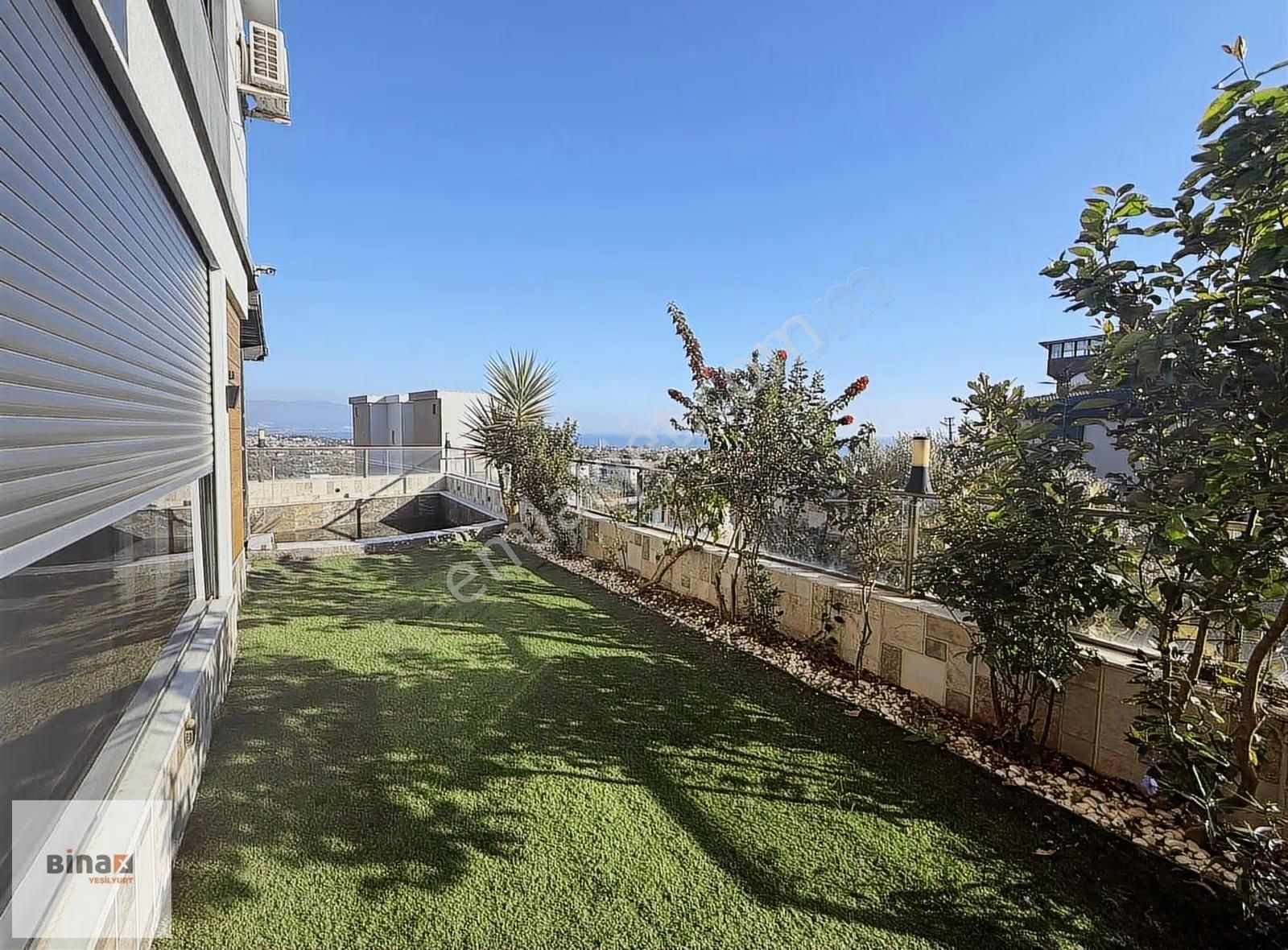 Doğanbey'de Deniz Manzaralı Havuzlu Villa - Görsel 9