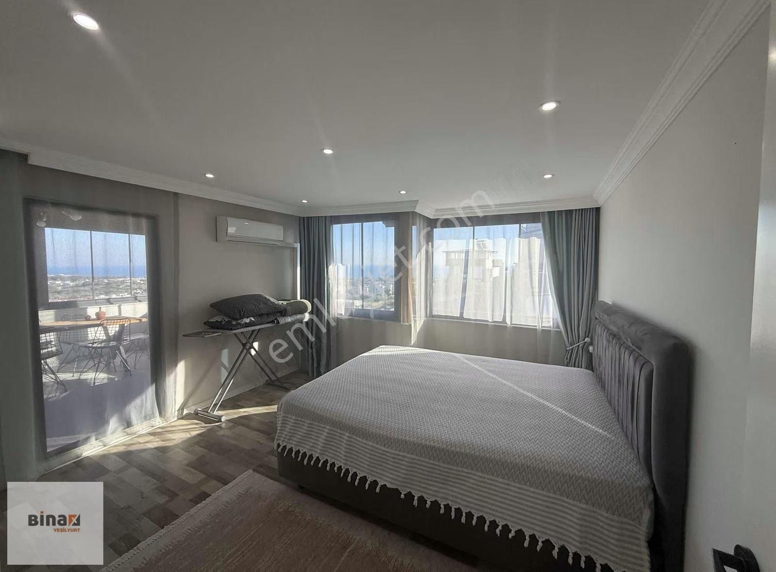 Doğanbey'de Deniz Manzaralı Havuzlu Villa - Görsel 3