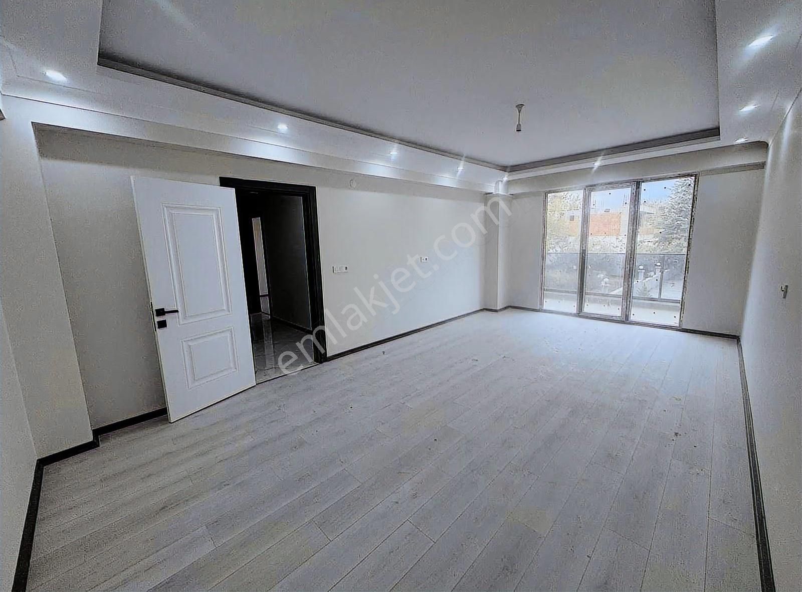 Tema Emlaktan Altınova Mah Sıfır Geniş Ferah 2+1 Satılık Daire