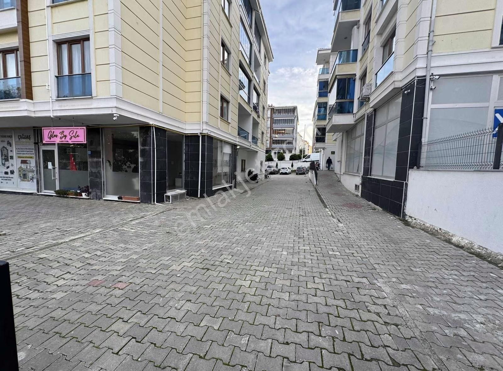 Tema Emlaktan Altınova Mahallesi Siteiçi Arakat 2+1kiralık Daire - Görsel 10