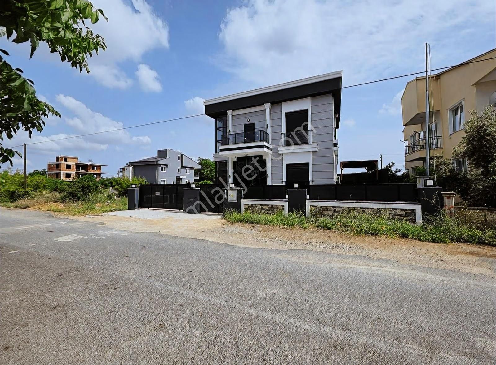 Yetişen Alır / 4+1 Müstakil Havuzlu Villa/ Ful Eşyalı - Görsel 5