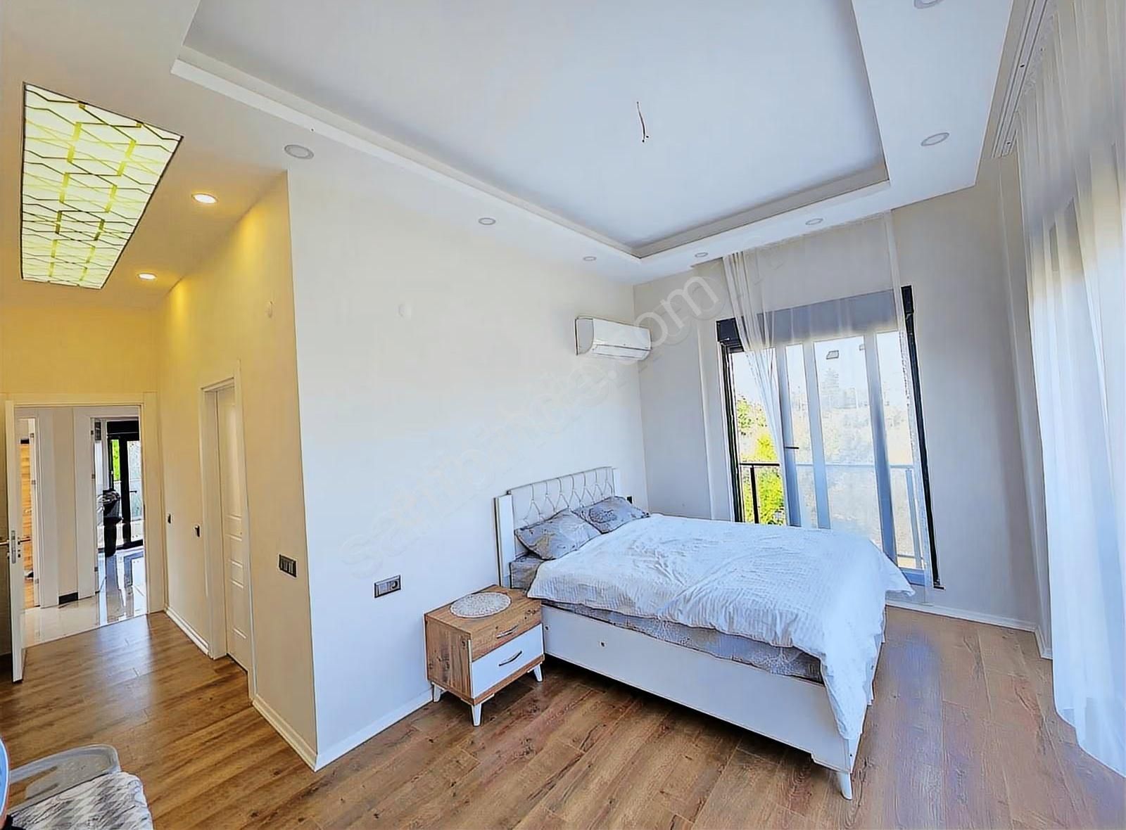 Yetişen Alır / 4+1 Müstakil Havuzlu Villa/ Ful Eşyalı - Görsel 3