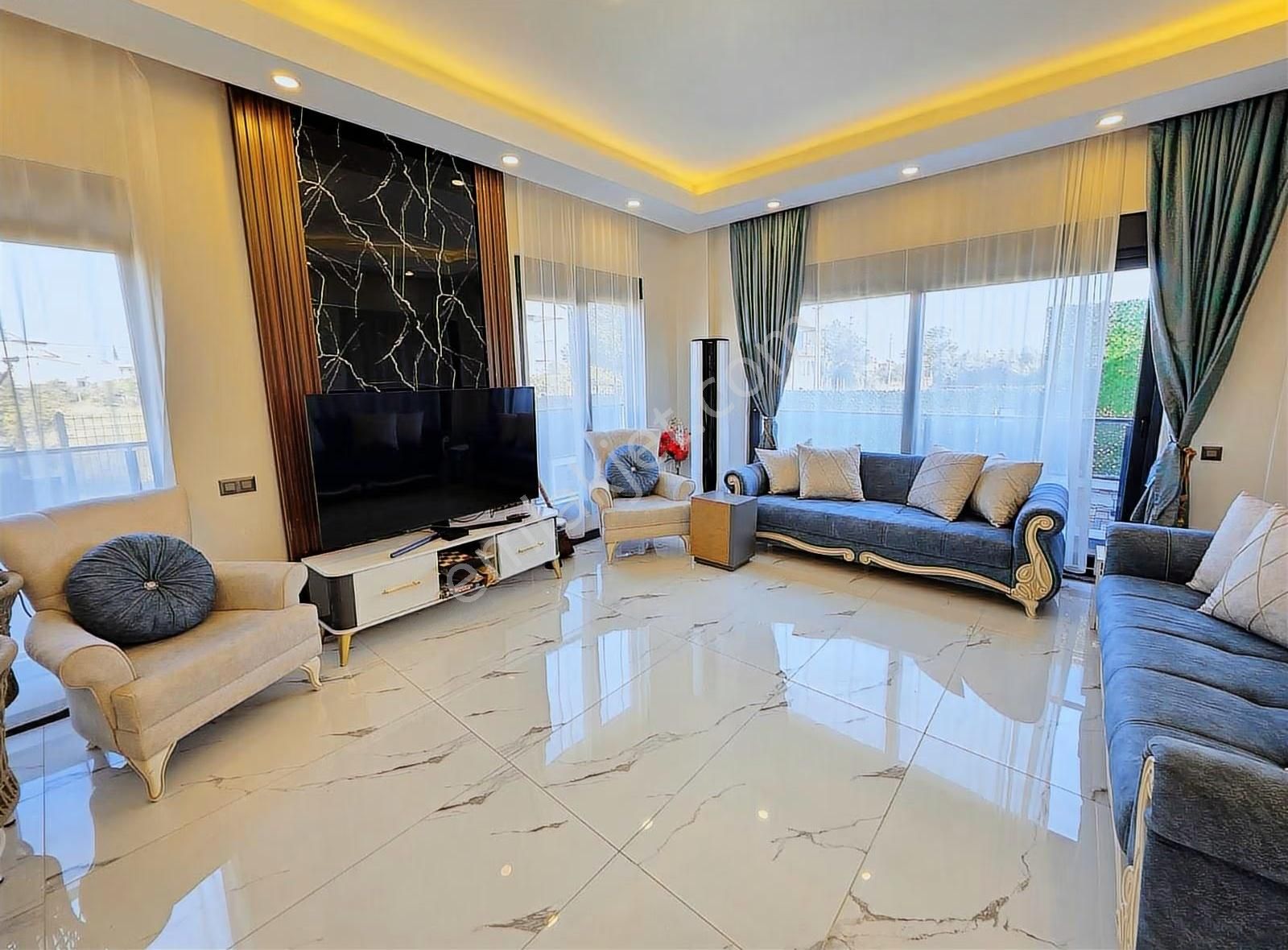 Yetişen Alır / 4+1 Müstakil Havuzlu Villa/ Ful Eşyalı - Görsel 17