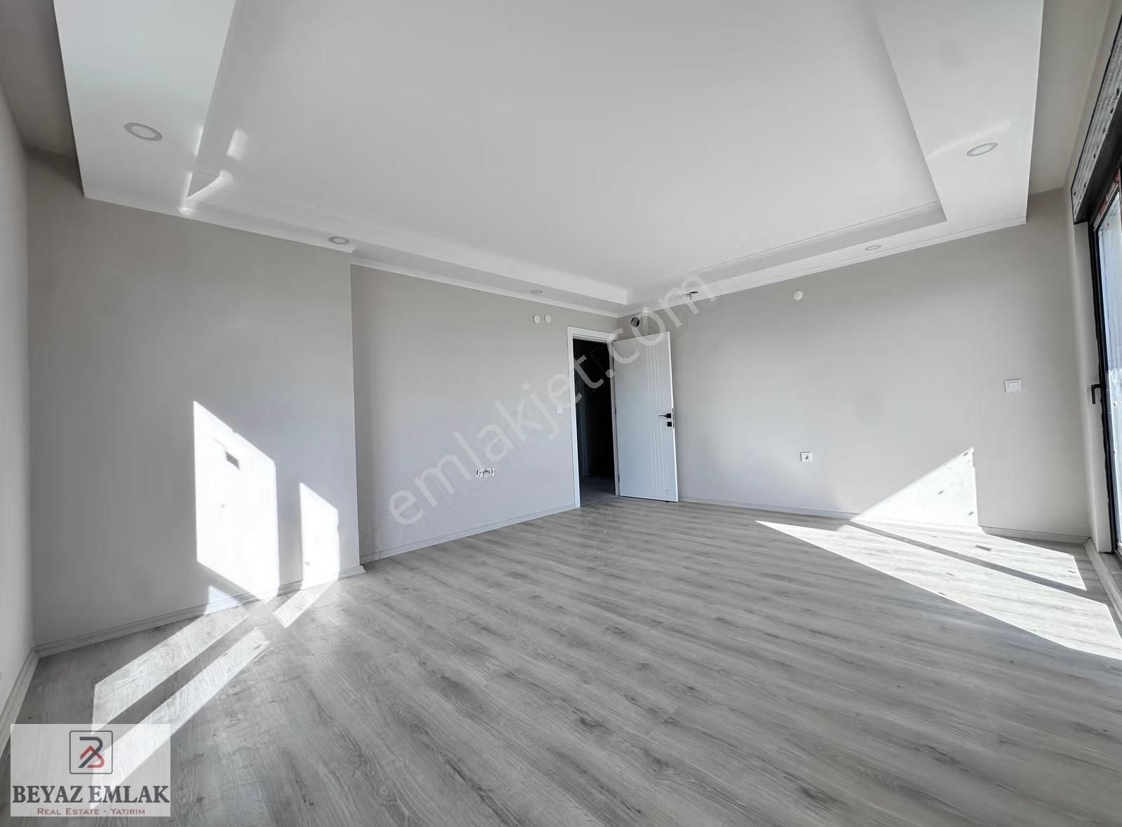 Demirel Mh. Havuzlu Ebeveyn Banyolu Asansörlü Sıfır 2+1 Daire - Görsel 14