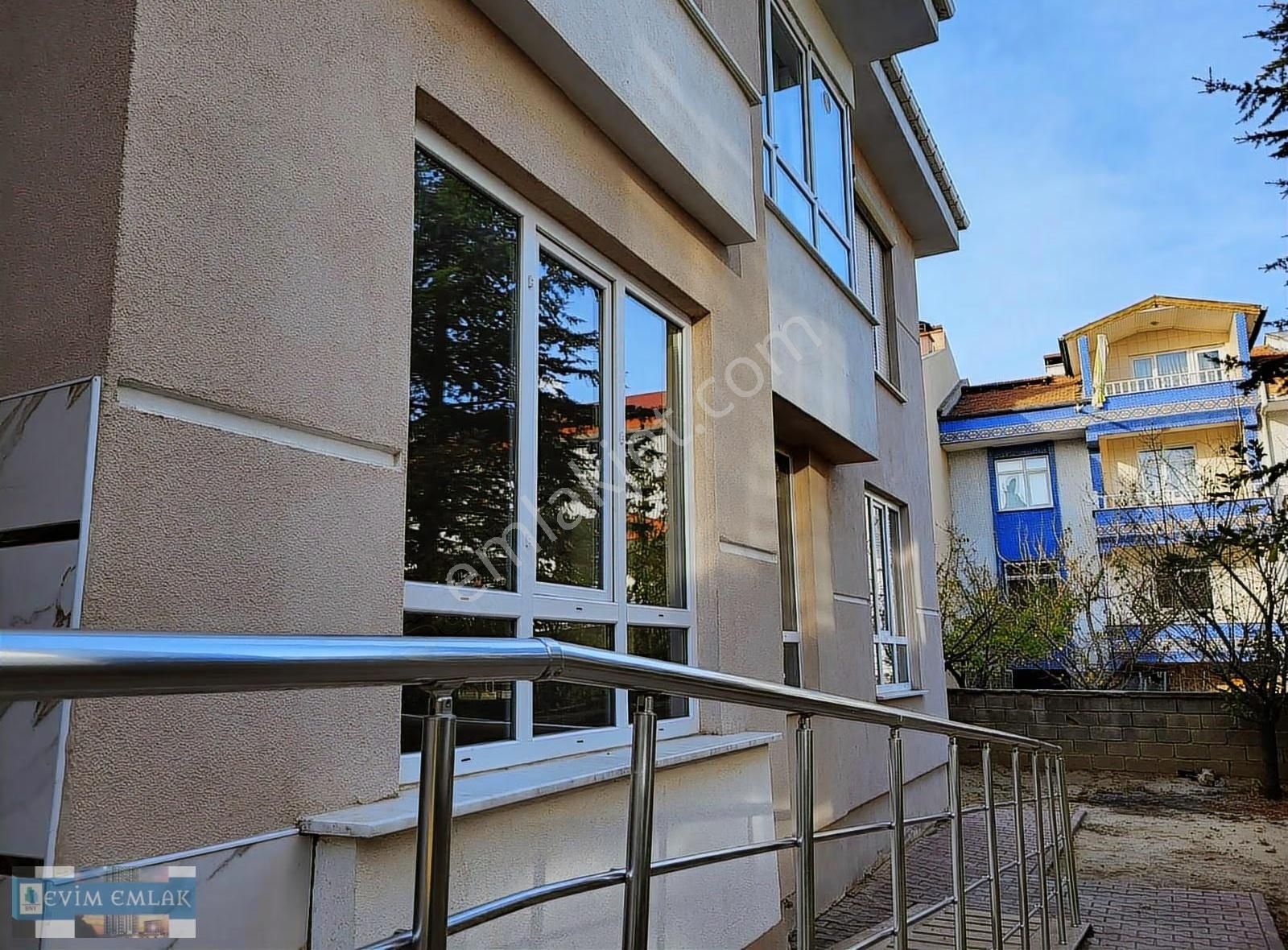 Mehmet Akifte Kiralık 2+1 Giriş Kat Daire - Görsel 9