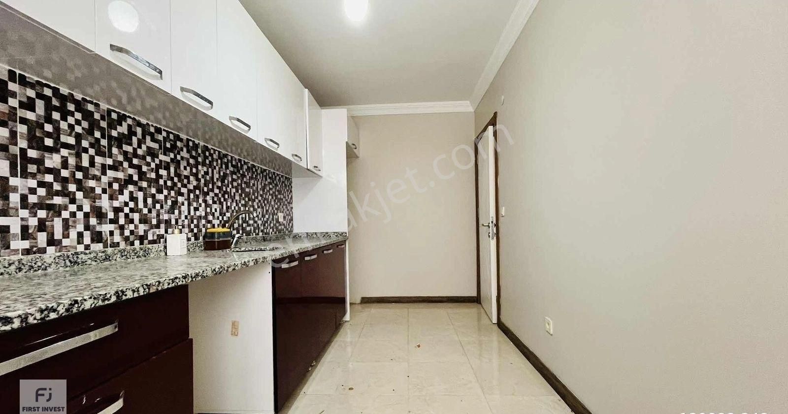 B.çekmece Ekinoba'da E-5e Yakın Kiralık 2+1 Site İçi Ferah Daire - Görsel 2