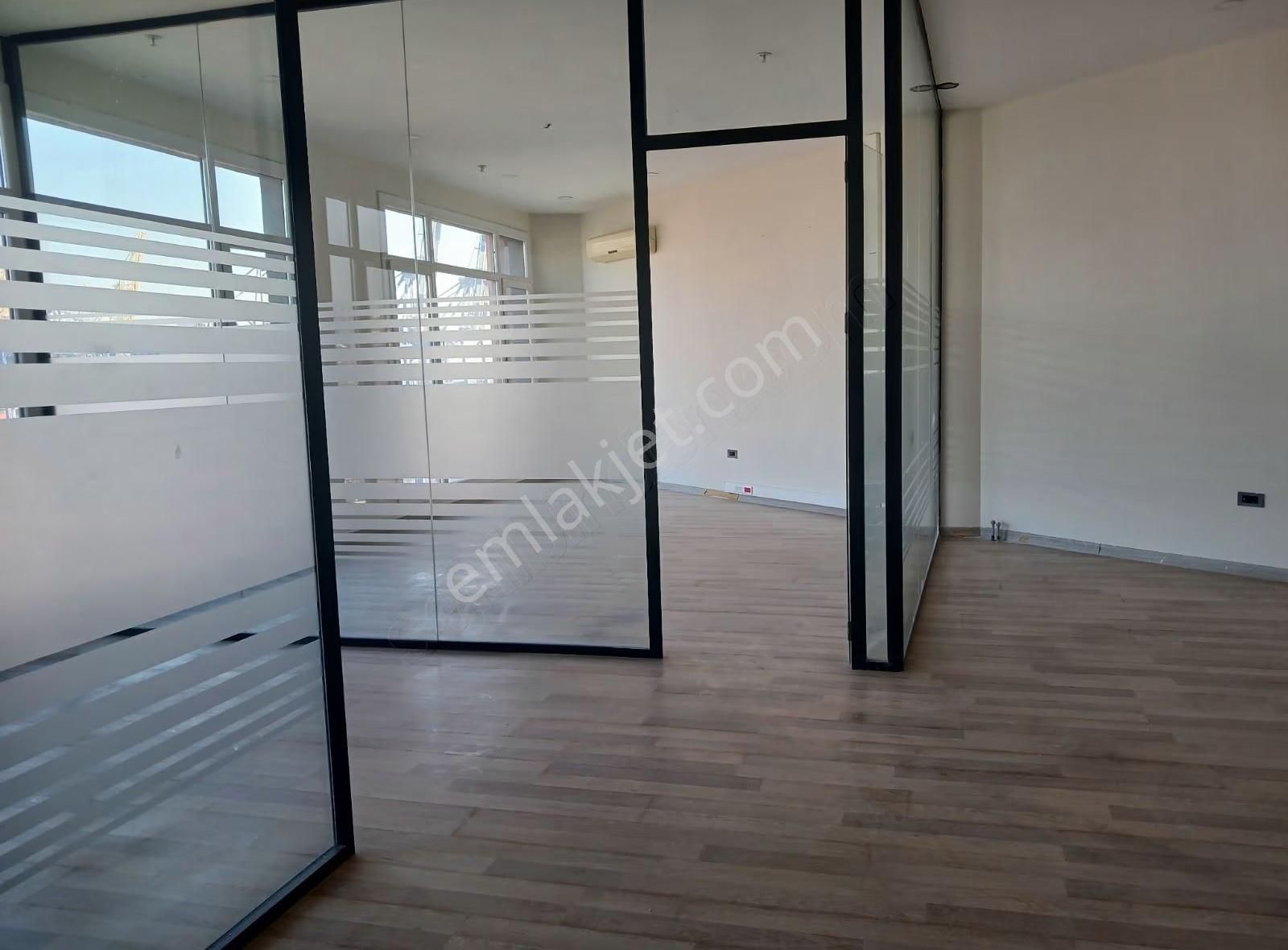 Ambarlı Limanı Kiralık Ofisler - Görsel 2