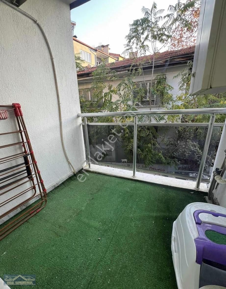 Çınar'da Acil Merkezi Konumda Satılık Ara Kat 2+1 Eşyalı Apart - Görsel 7