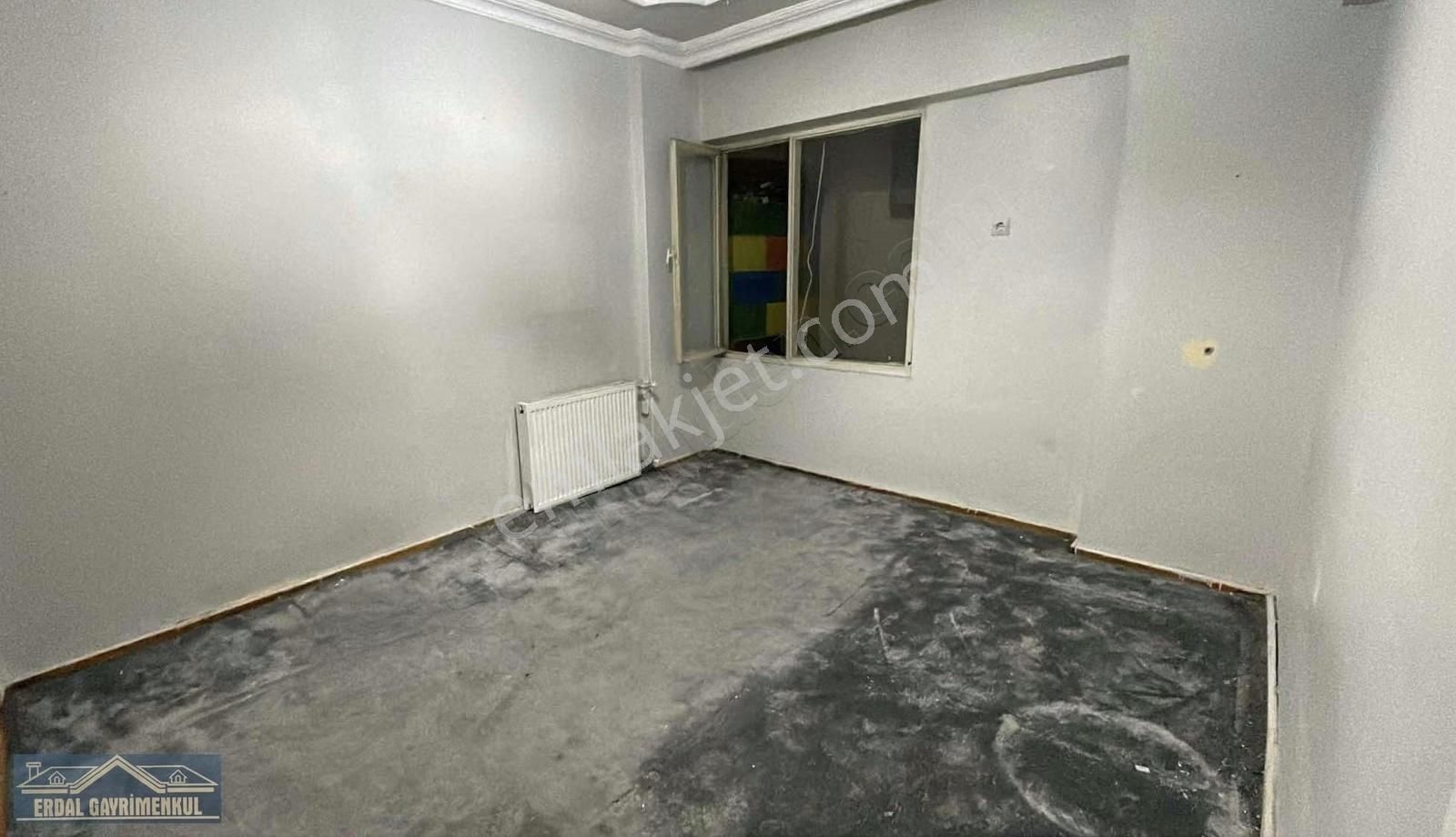 Zübeyde Hanım Caddesinde Satılık 2+1 Geniş Daire - Görsel 6