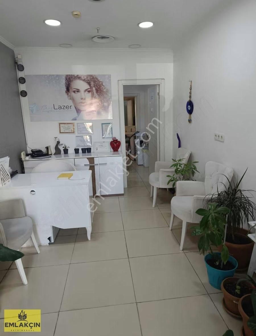 Kayaşehir Merkez Avm De Satılık Dükkan - Görsel 6