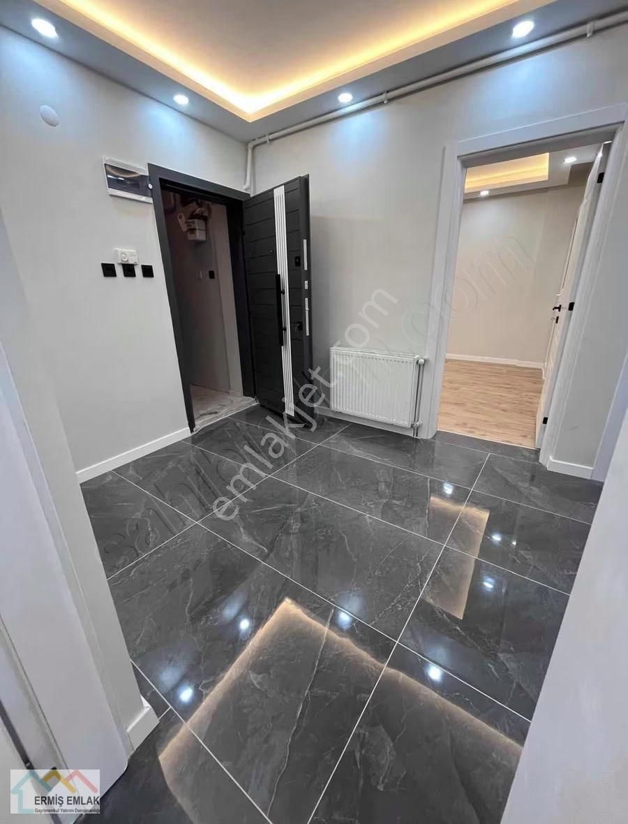 Satılık 2+1 Tadilatlı Lüks Daire - Görsel 2