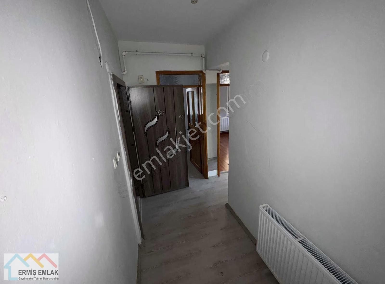 Satılık 2+1 Doğalgazlı Daire - Görsel 8