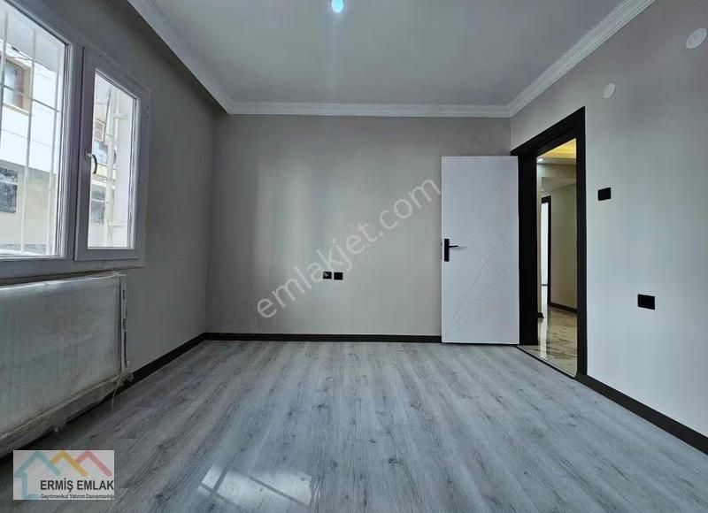 Satılık 3+1 Tadilatlı Doğalgazlı Daire - Görsel 6