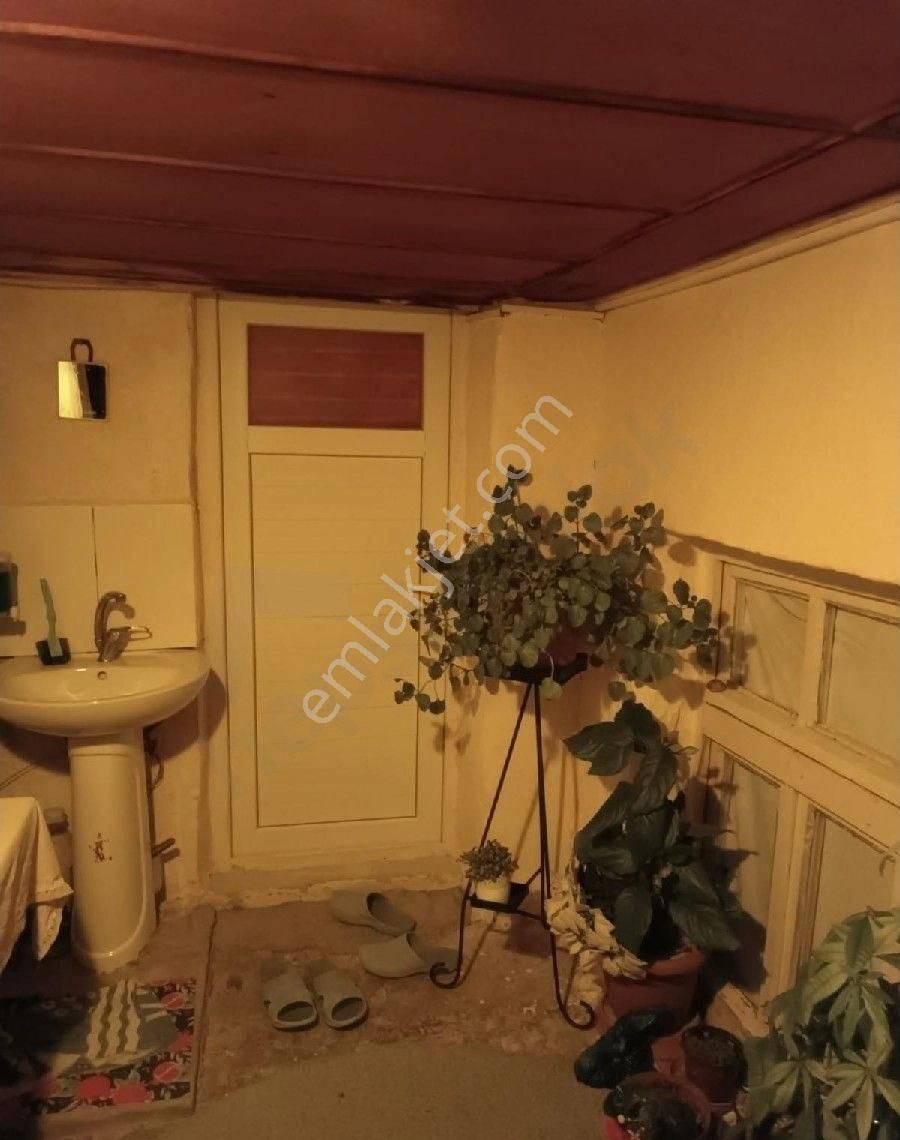 Meram Karahüyükte Satılık Mustakil Evimiz Satılıktır - Görsel 3