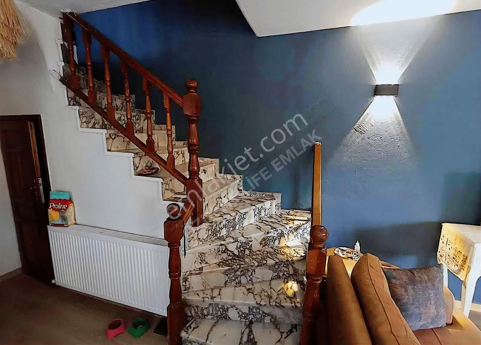 Özderede Denize Yakın Köşe Geniş Bahçeli Villa (teklife Açık) - Görsel 18