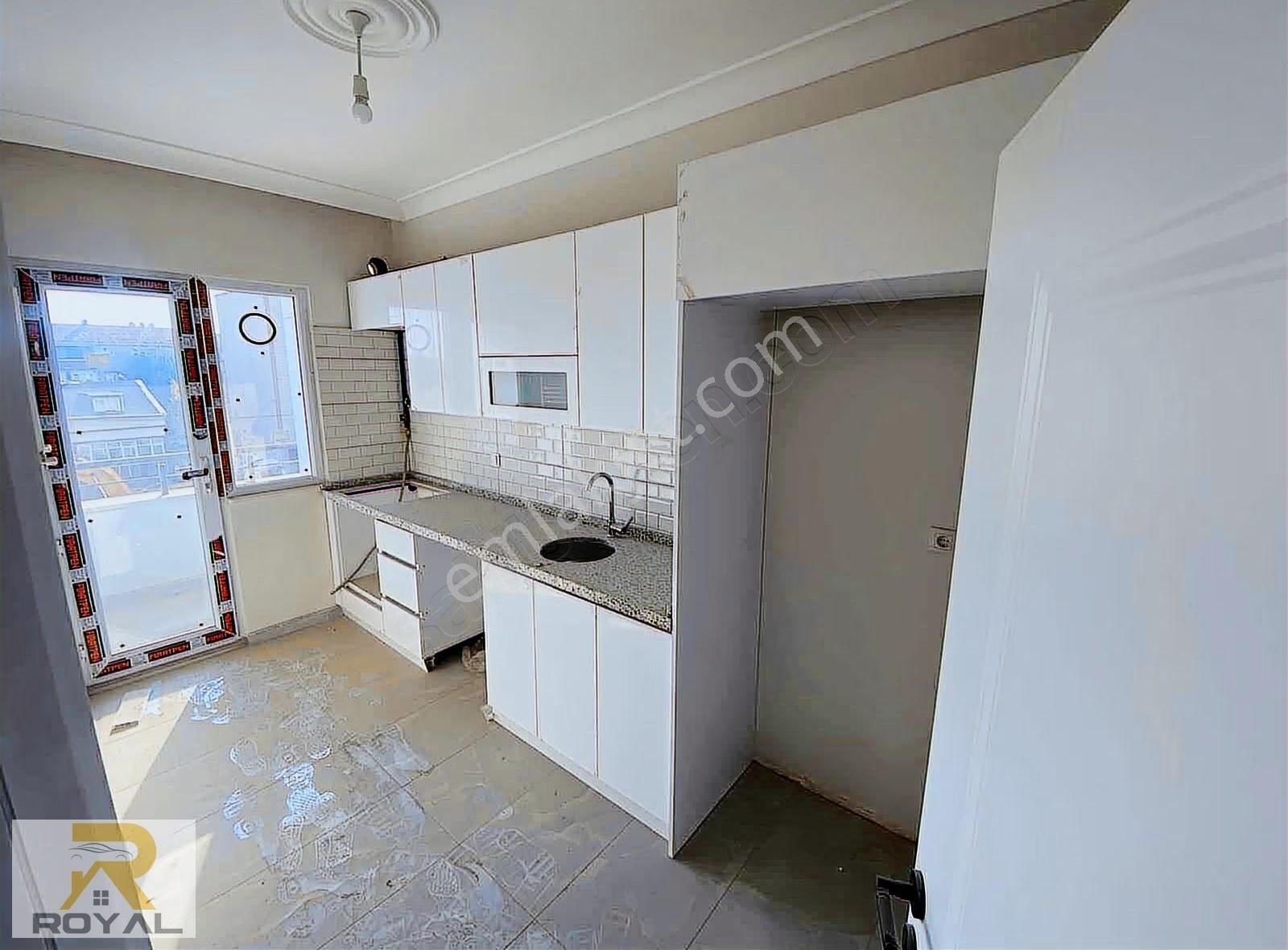 Royal'den Tevfikbeyde 2+1 85m2 Sefaköy Merkeze Yakın Sıfır Daire - Görsel 13