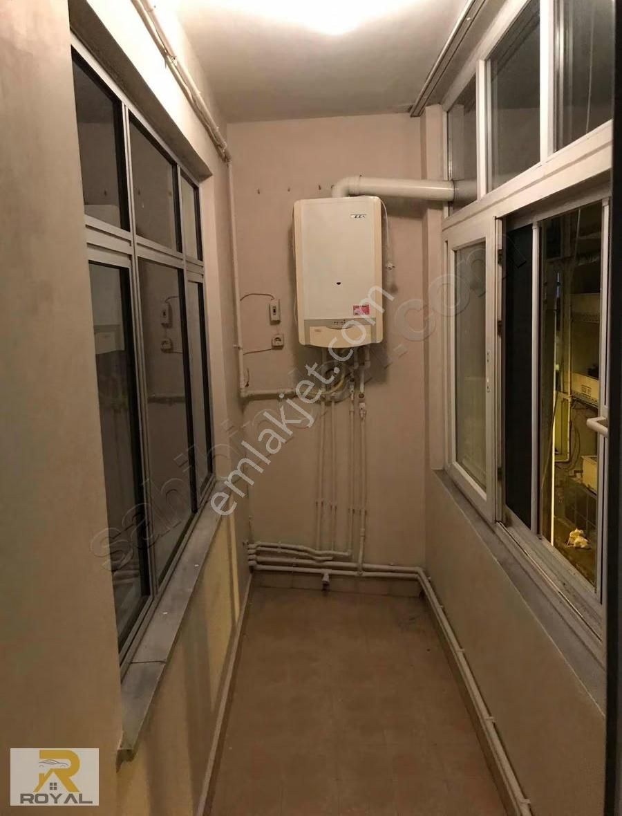 Royal'den Metrobüse Yürüme Mesafesi Gültepede 2+1 Kiralı Daire - Görsel 3