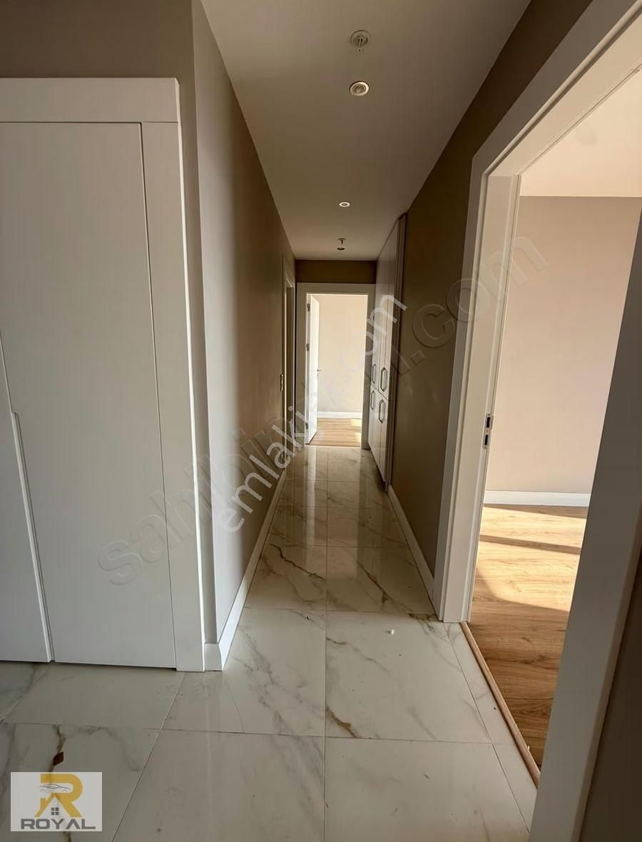 Royal'den Resıdnce Deluxıa Geniş Göl Manzaralı Satlık 2+1 Daire - Görsel 8