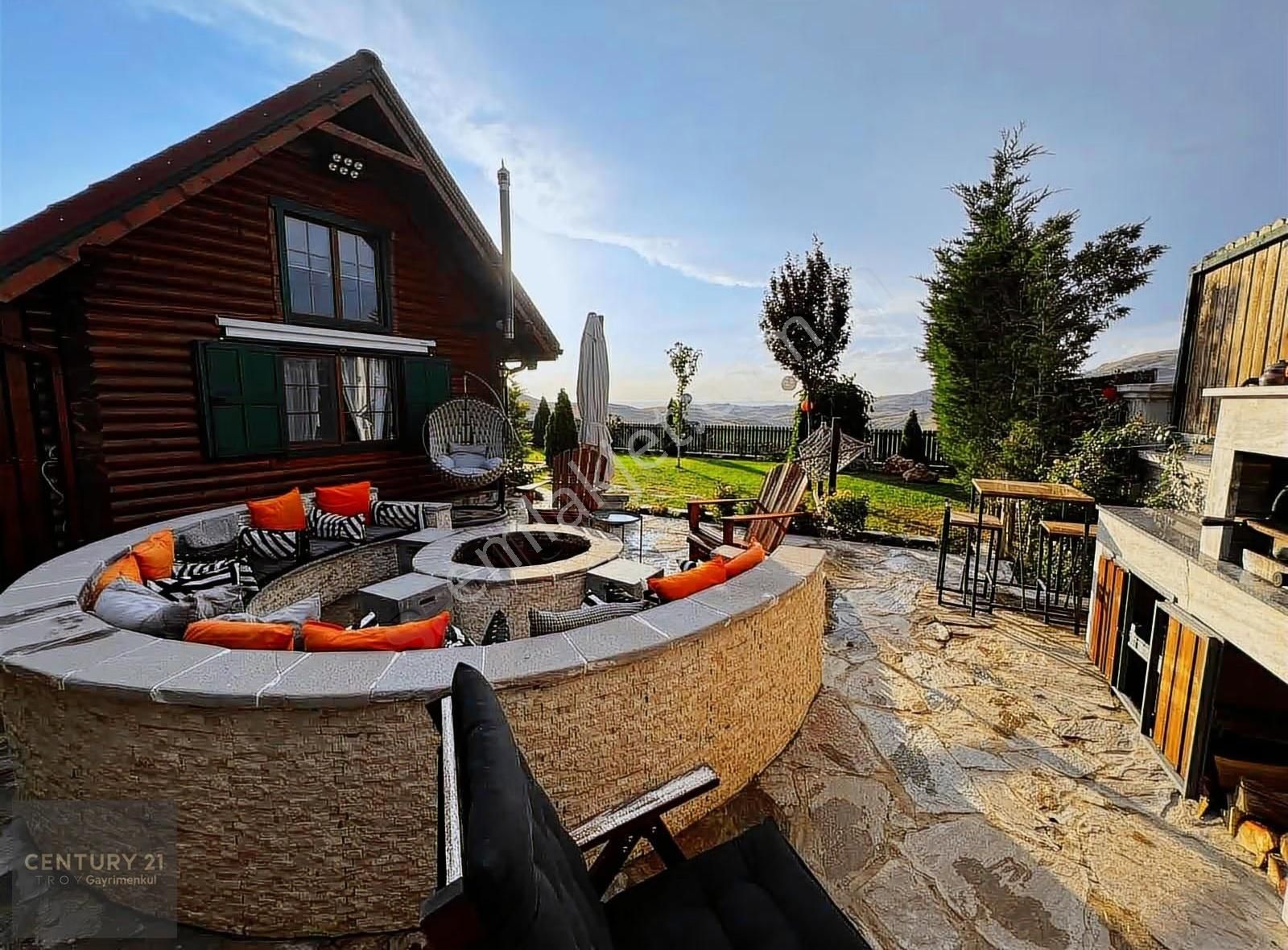 Satılık Özel Tasarım İthal Tomruk Ev - Görsel 10