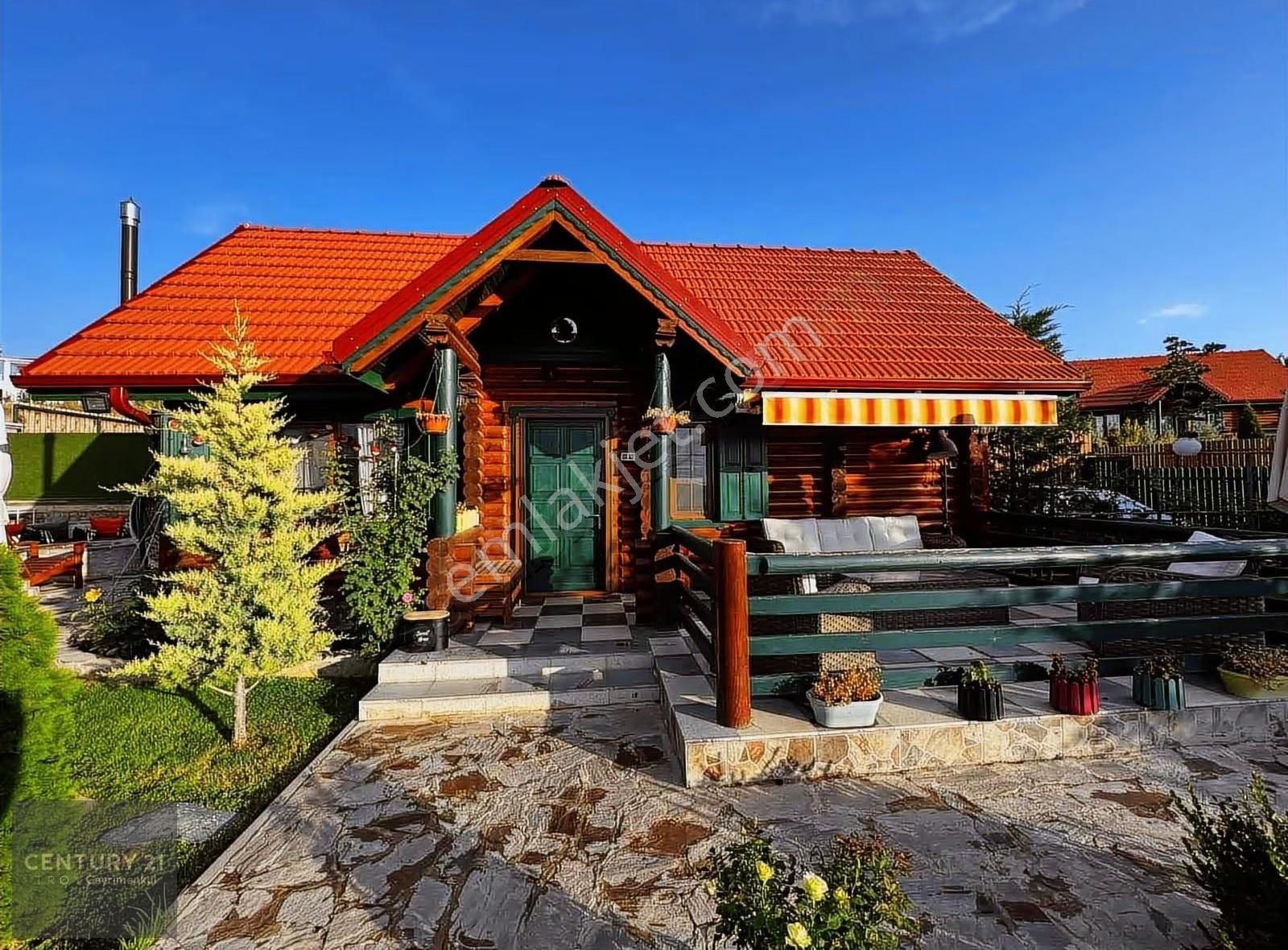 Satılık Özel Tasarım İthal Tomruk Ev - Görsel 23