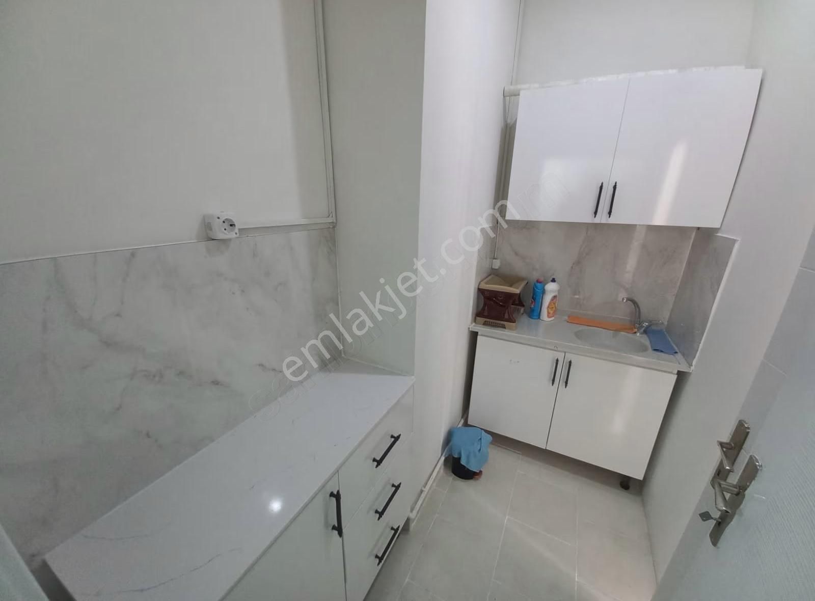 May Emlaktan Otogar A Yakın Mustaş Sitesi Altında Satılık Dükkan - Görsel 3