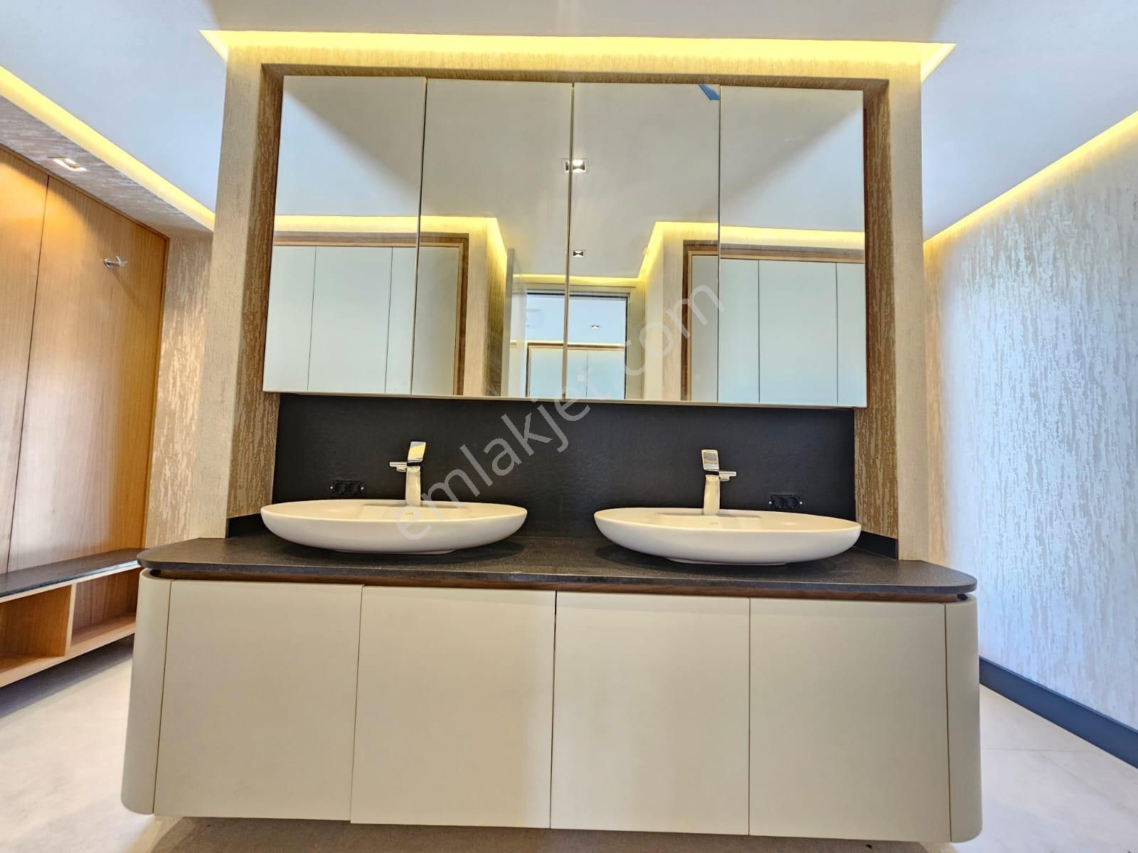 Agr Group'tan Bitez'de 612 M2 Arsa İçinde 6+1 Ultra Lüx Malikane ! - Görsel 18