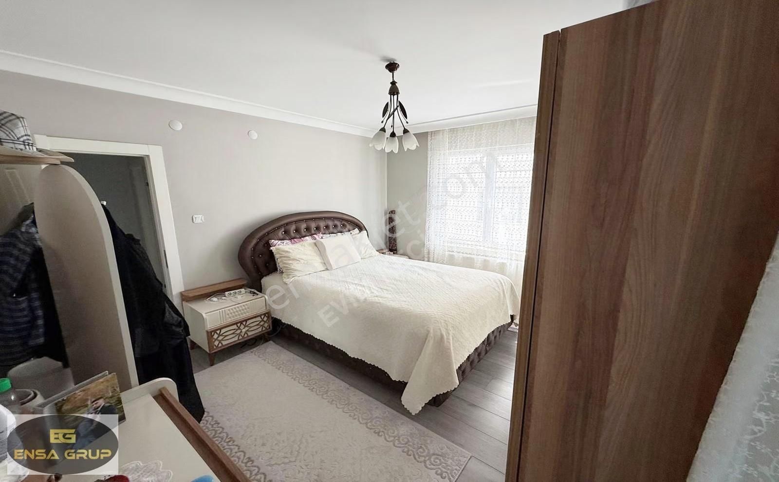 Ufuktepe Cd Yakını Ara Kat Güney Cephe Krediye Uygun Geniş M2 ! - Görsel 11