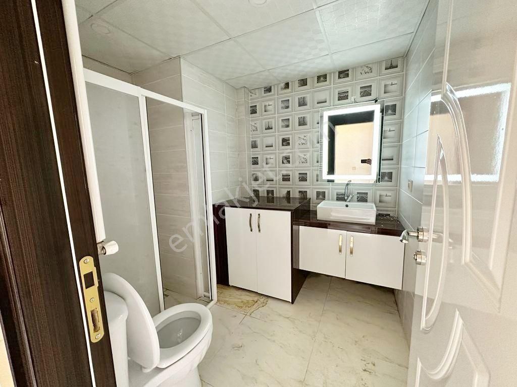 Beykent'te Açık Cepheli Bakımlı Geniş Balkonlu 2+1 Daire - Görsel 11