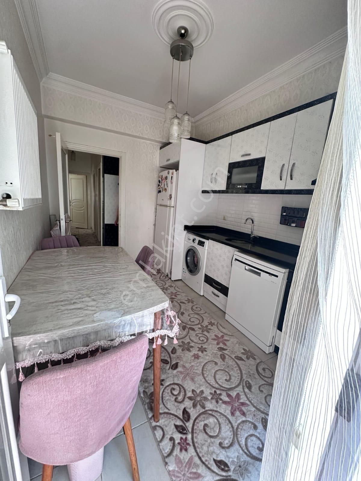 Mesken Emlakdan Bülbülzade Mh Ara Kat İskanlı Hasarsız 3+1 Daire - Görsel 3