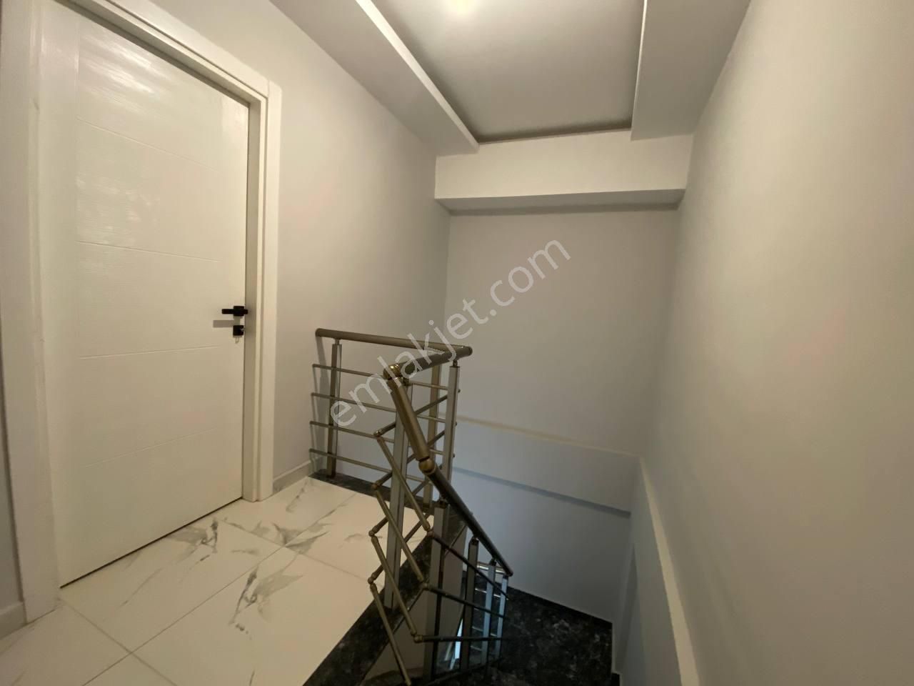Oba'da Aktiviteli Çift Banyo 2+1 Lüx Eşyalı Sıfır Dubleks Daire - Görsel 11