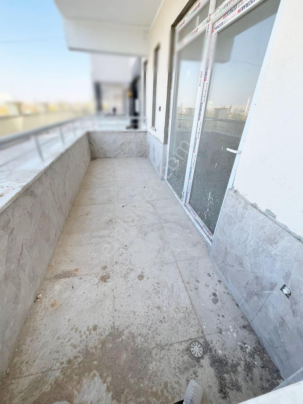 Koç Gym'den Yeni Gelişen Bölgede Sıfır Yapı Geniş Oturumlu 2+1 - Görsel 4