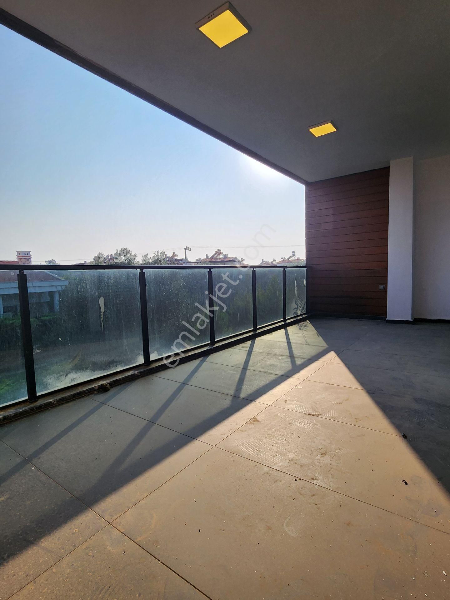 Ayvalıburun Mevkii'nde Akıllı Ev Teknolojili, Sıfır, 3 Katlı Müstakil Villa! - Görsel 17