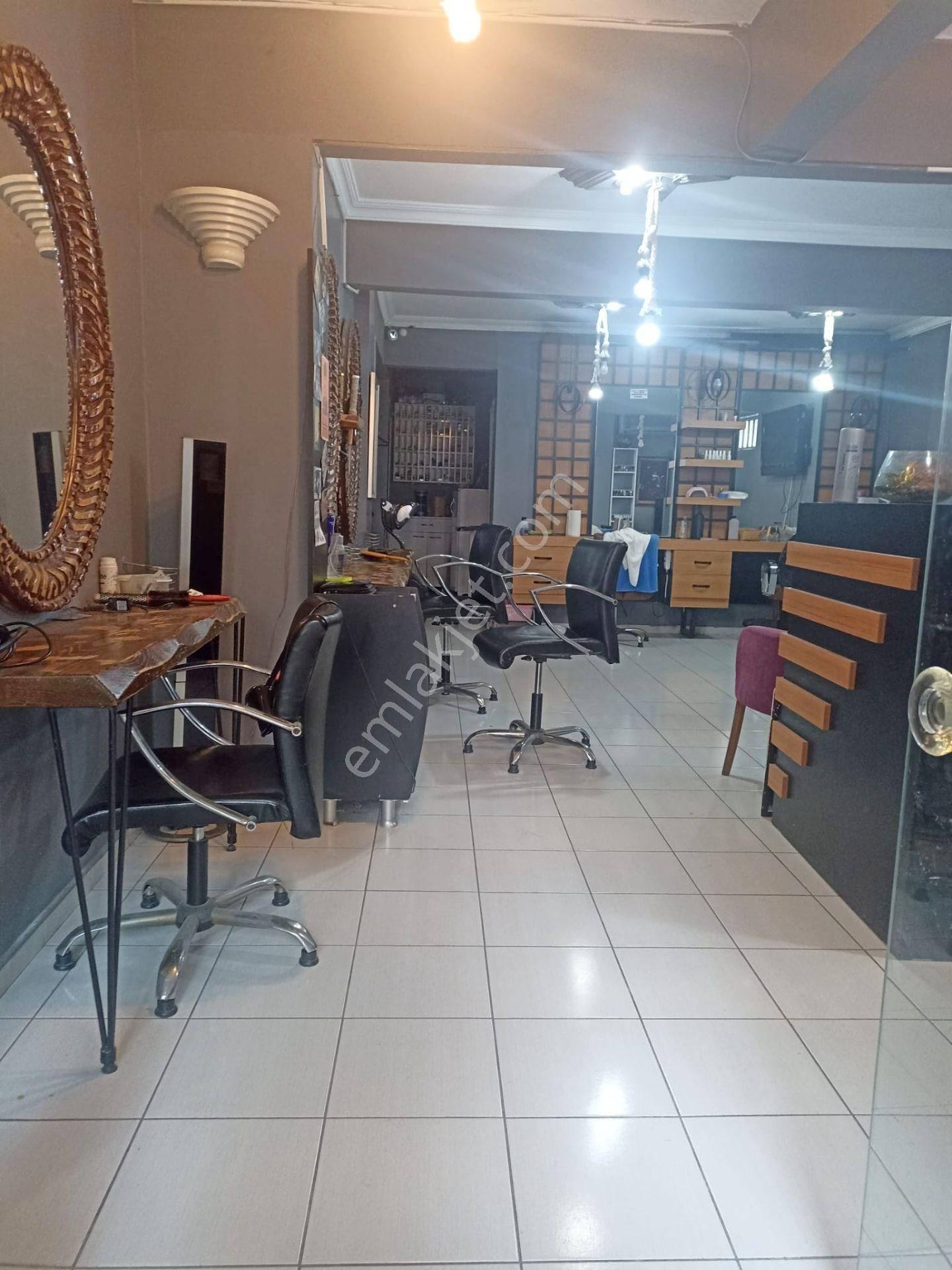 Adliye Yolu Üzerinde 120 M2 Büyük Depolu Satılık Dükkan - Görsel 10