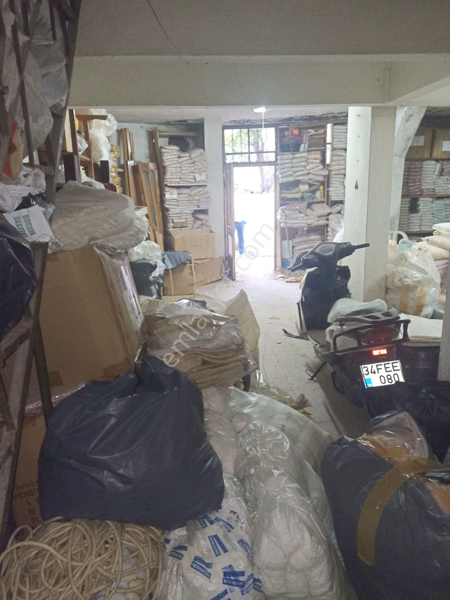 Adliye Yolu Üzerinde 120 M2 Büyük Depolu Satılık Dükkan - Görsel 16