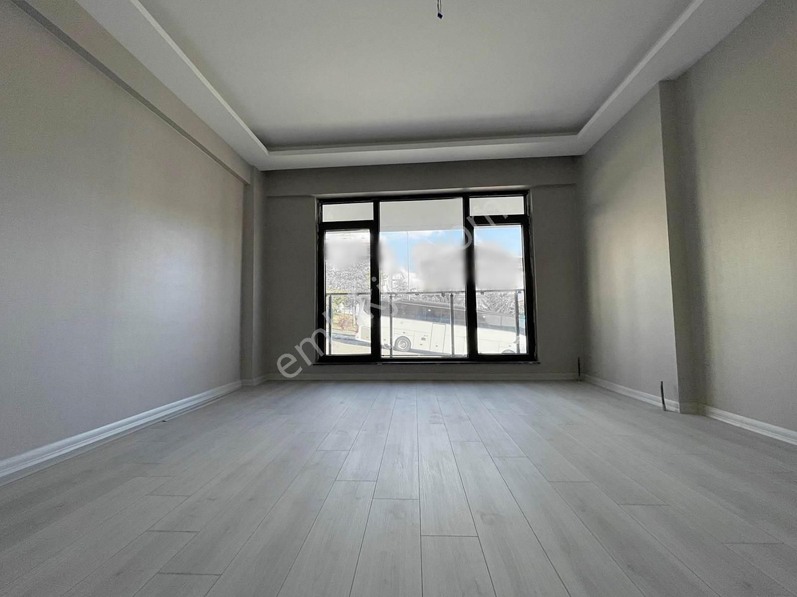 Cadde Paraleli Oturuma Hazır 3+1 Full Yapılı Sıfır Daireler - Görsel 12
