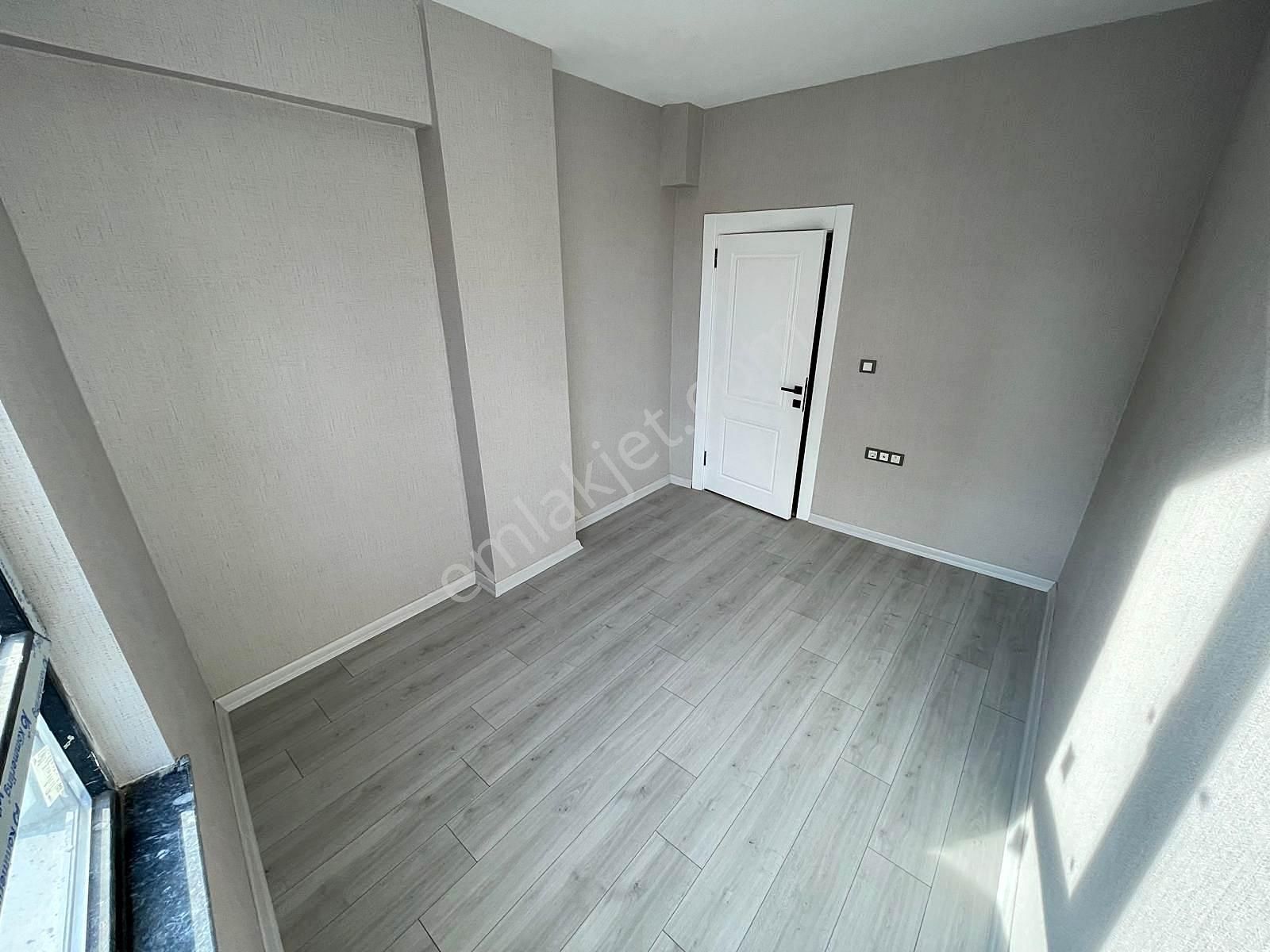 Cadde Paraleli Oturuma Hazır 3+1 Full Yapılı Sıfır Daireler - Görsel 28