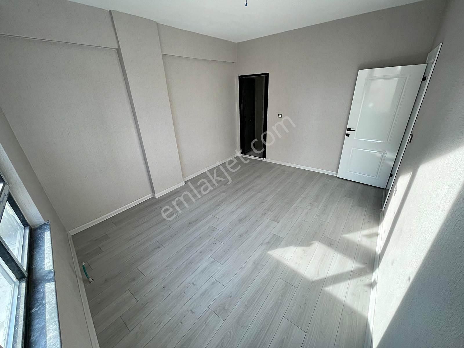 Cadde Paraleli Oturuma Hazır 3+1 Full Yapılı Sıfır Daireler - Görsel 31