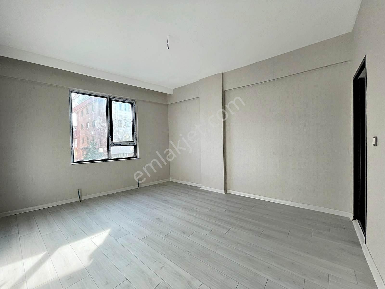 Cadde Paraleli Oturuma Hazır 3+1 Full Yapılı Sıfır Daireler - Görsel 30